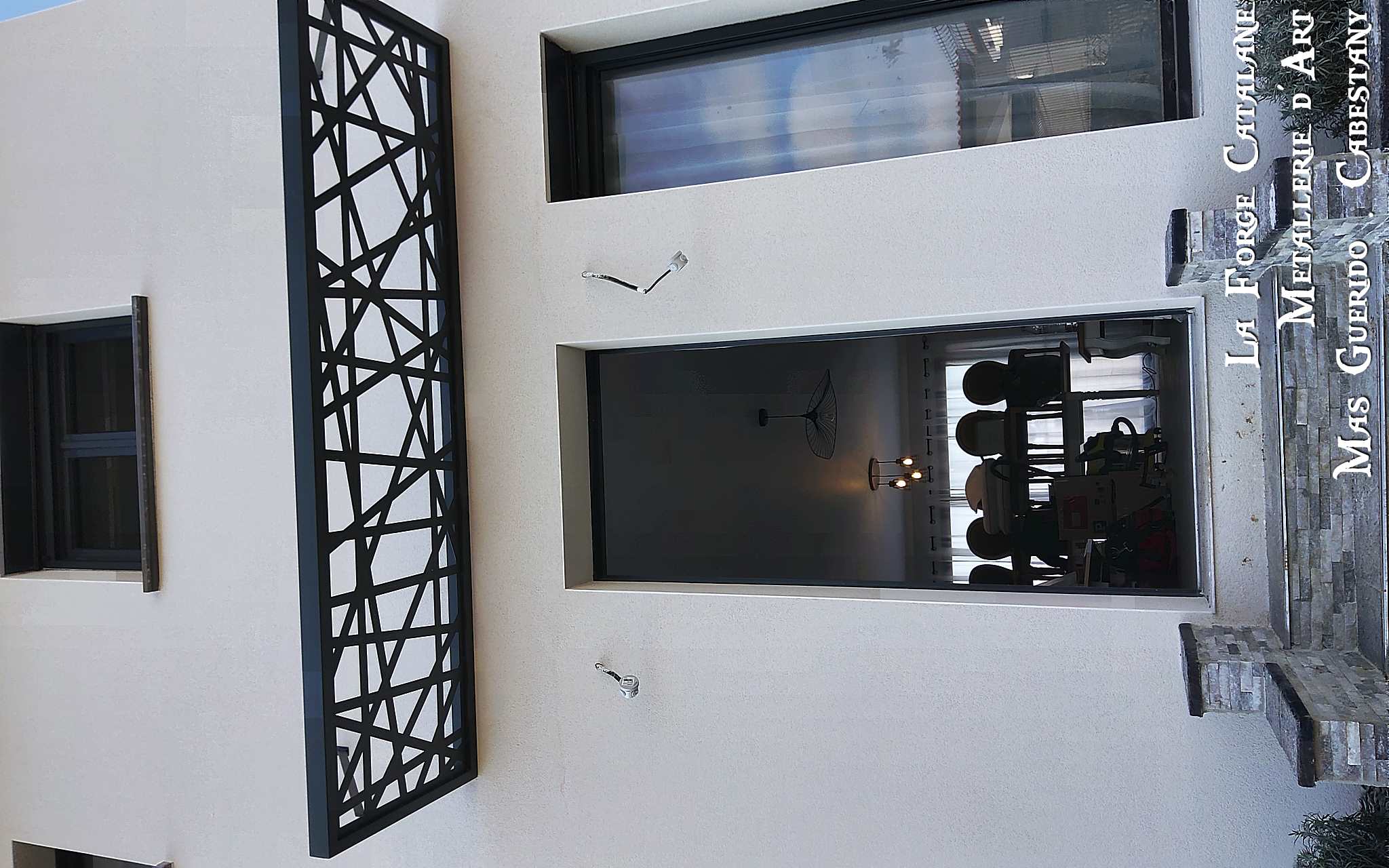 casquette decoupe laser moderne ossature tube rectangulaire  Forge Catalane Cabestany.jpg